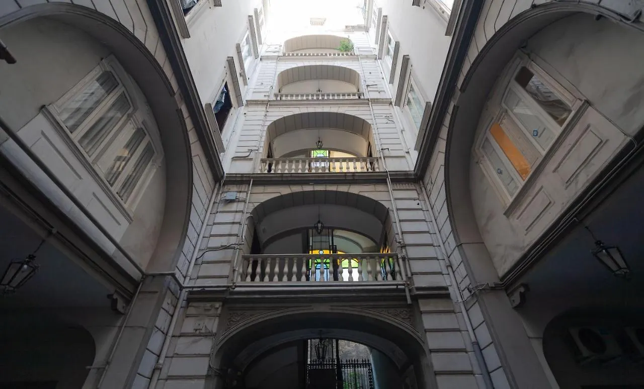 Bed and Breakfast Skyhouse Duomo à Naples Italie