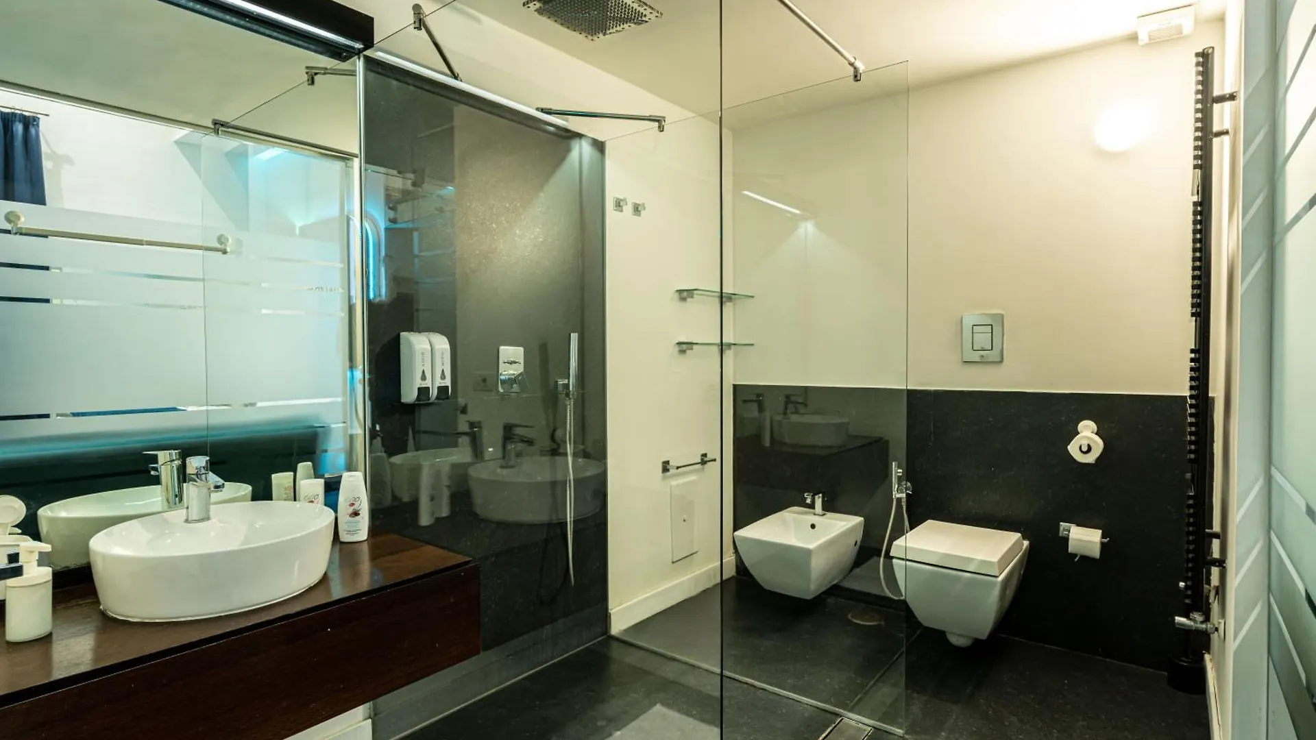 Bed and Breakfast Skyhouse Duomo à Naples 2*,
