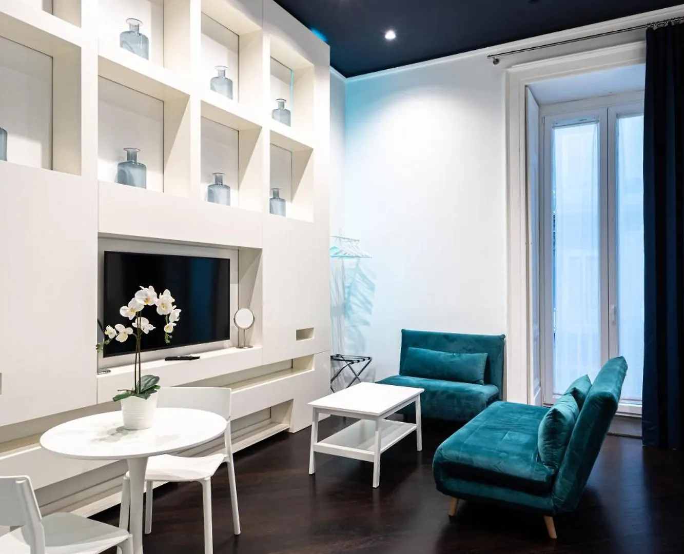 나폴리 Skyhouse Duomo B&B 2*,